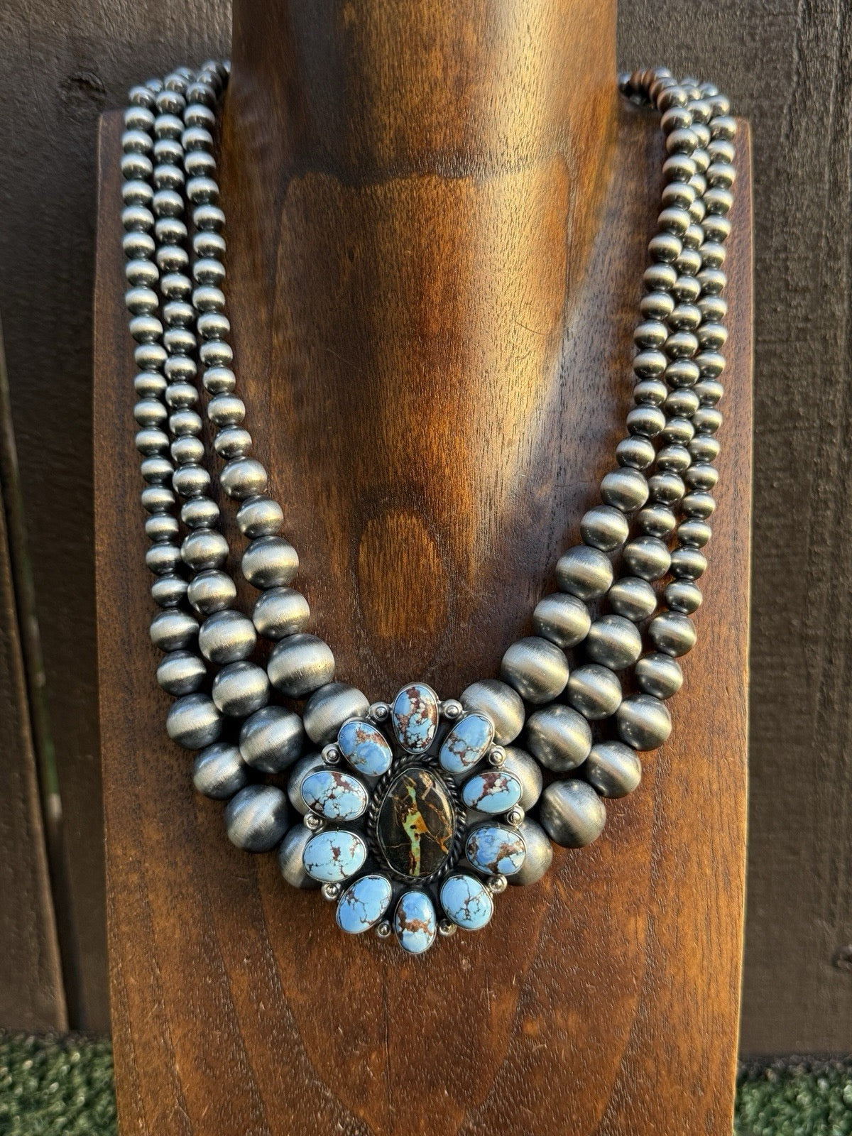 K Y - BlackJack & Golden Hills Necklace